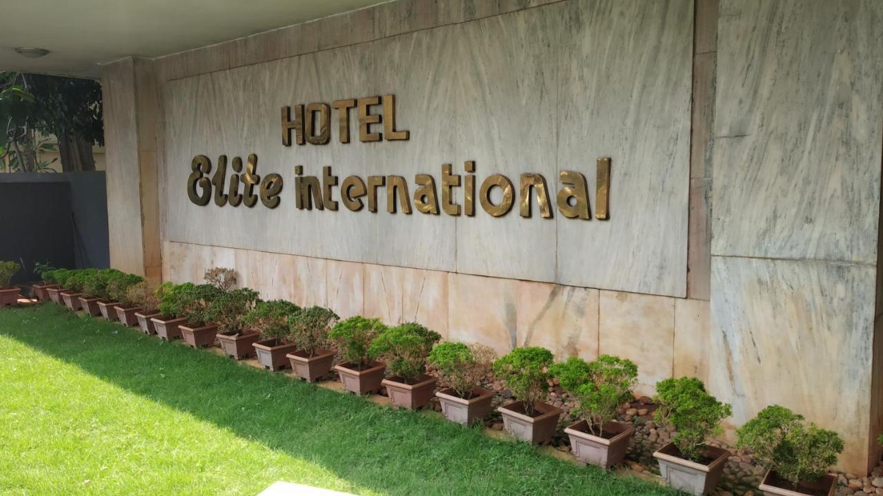 Hotel Elite International Thrissur Exteriér fotografie